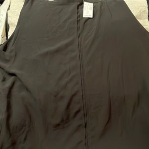 Roz and Ali size extra large sleeveless black top